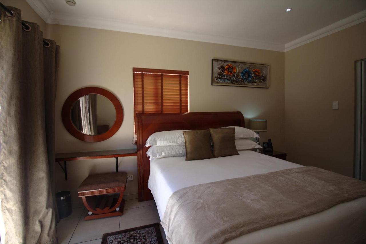 Lakeview Boutique Hotel & Conference Center Benoni Εξωτερικό φωτογραφία
