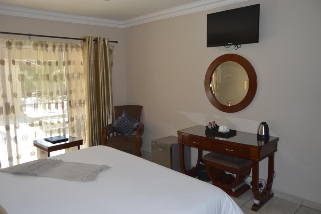 Lakeview Boutique Hotel & Conference Center Benoni Εξωτερικό φωτογραφία