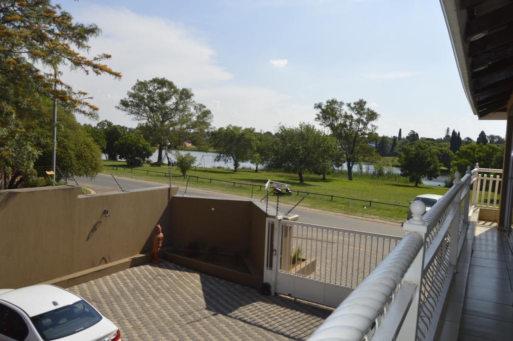 Lakeview Boutique Hotel & Conference Center Benoni Εξωτερικό φωτογραφία